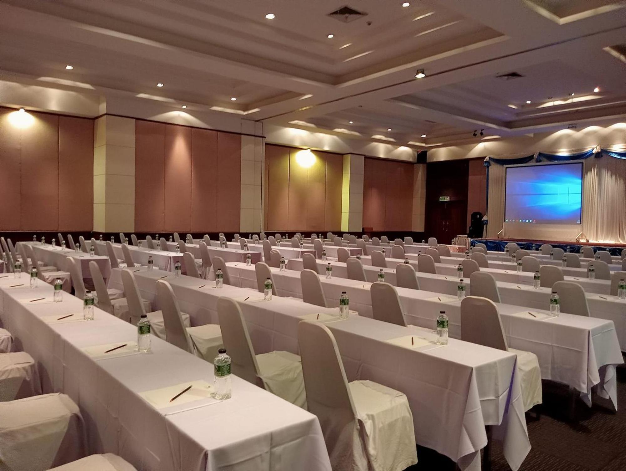 โรงแรม ซิตี้พาร์ค โคราช City Park Hotel Nakhonratchasima Eksteriør bilde