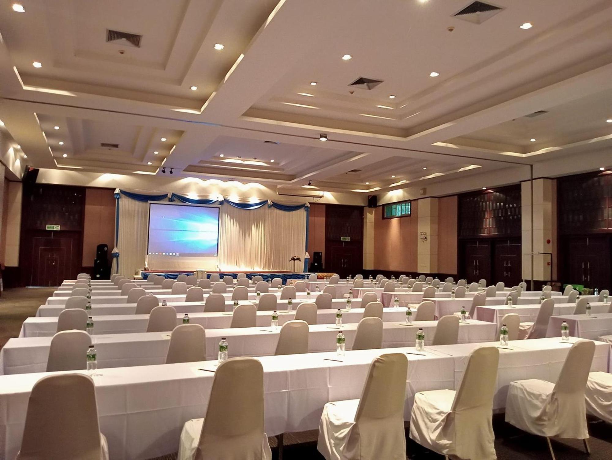 โรงแรม ซิตี้พาร์ค โคราช City Park Hotel Nakhonratchasima Eksteriør bilde